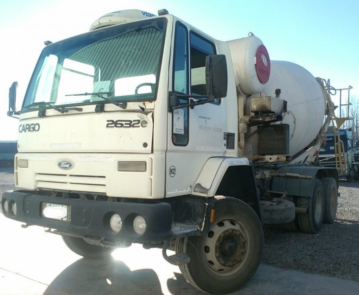 https://admin.usados.rutasurtrucks.com.ar/uploads/croped/2019-08-30-03-45-06WhatsApp Image 2019-08-08 at 10.22.43 (2).jpeg